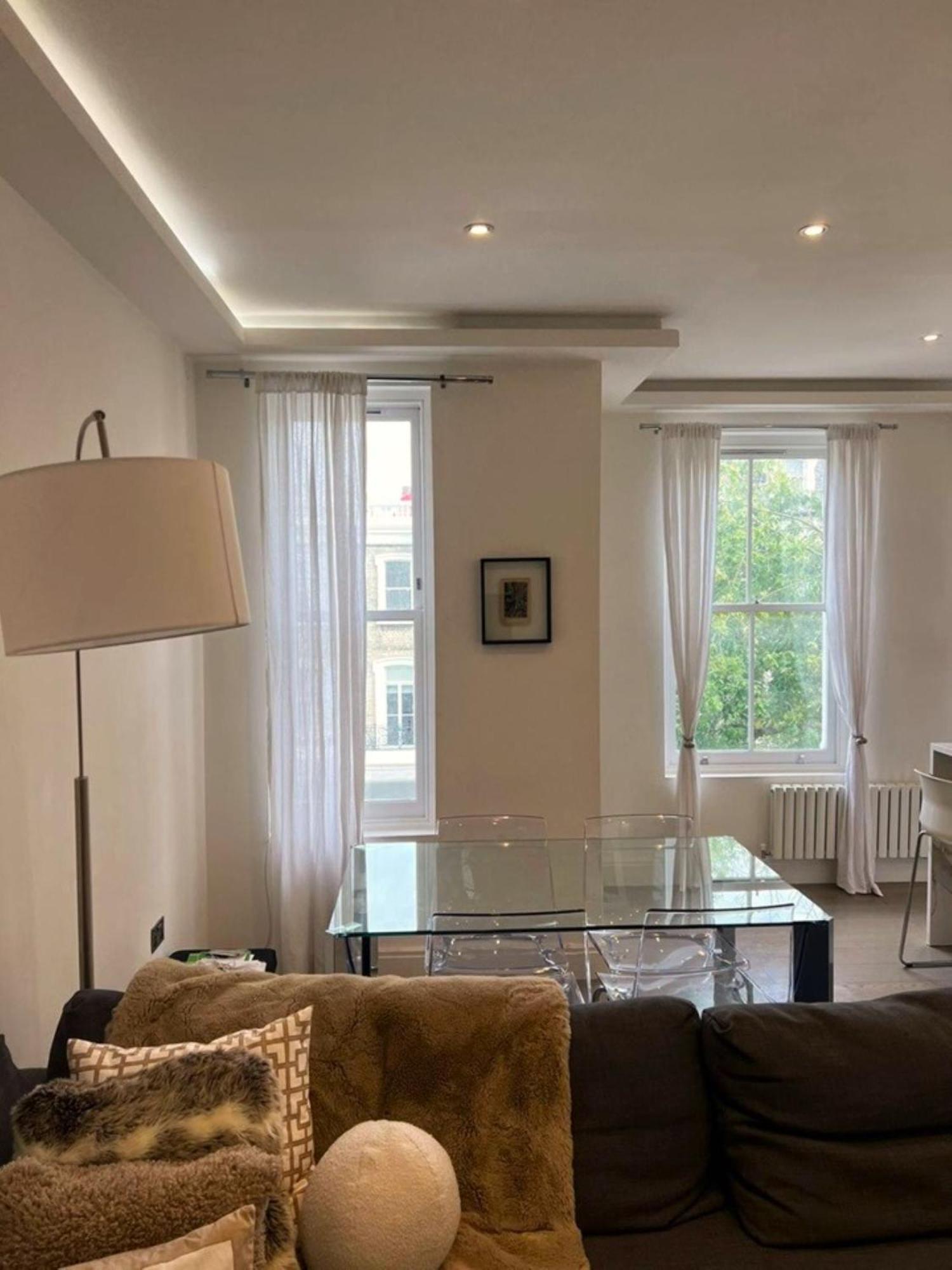 Lovely Bright By Kensington * London